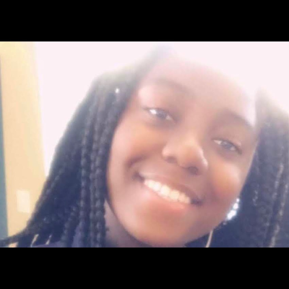 Meet your Posher, Saniyah